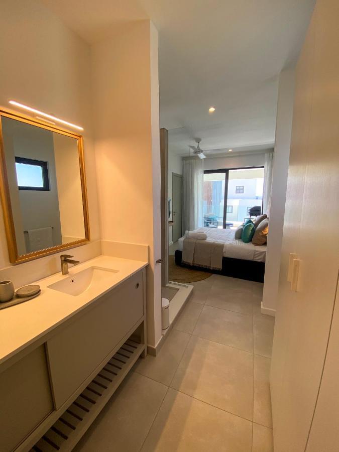 Eastern Blue - Sea View Luxury Apartment Poste Lafayette Exteriör bild